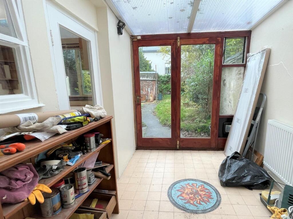 sun room.JPG