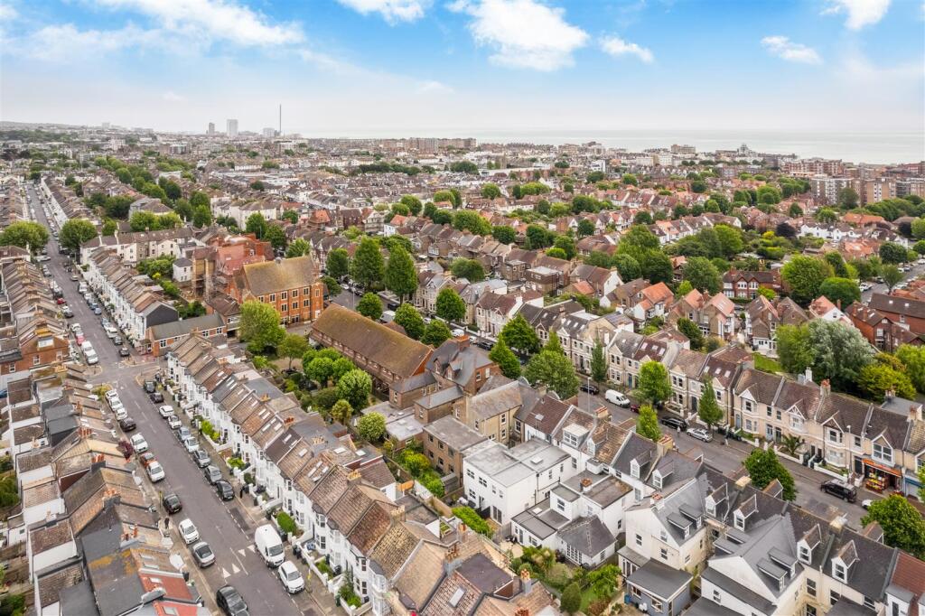 Flat 2, Wallace House-24.jpg