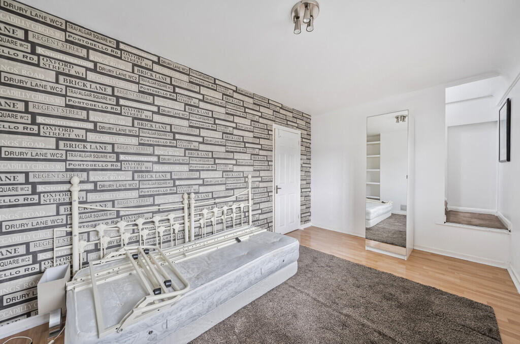 1329490-18-688ba3...