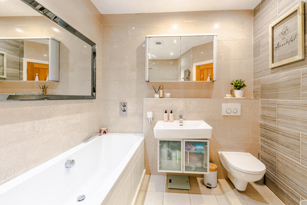 bathroom2