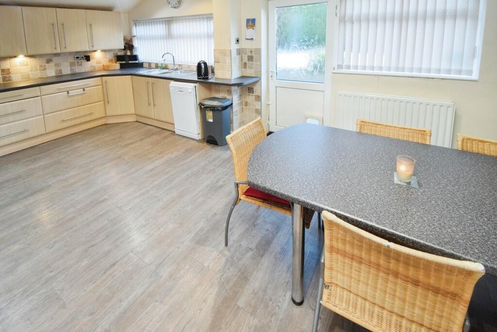 a5521aa9-Kitchen ...
