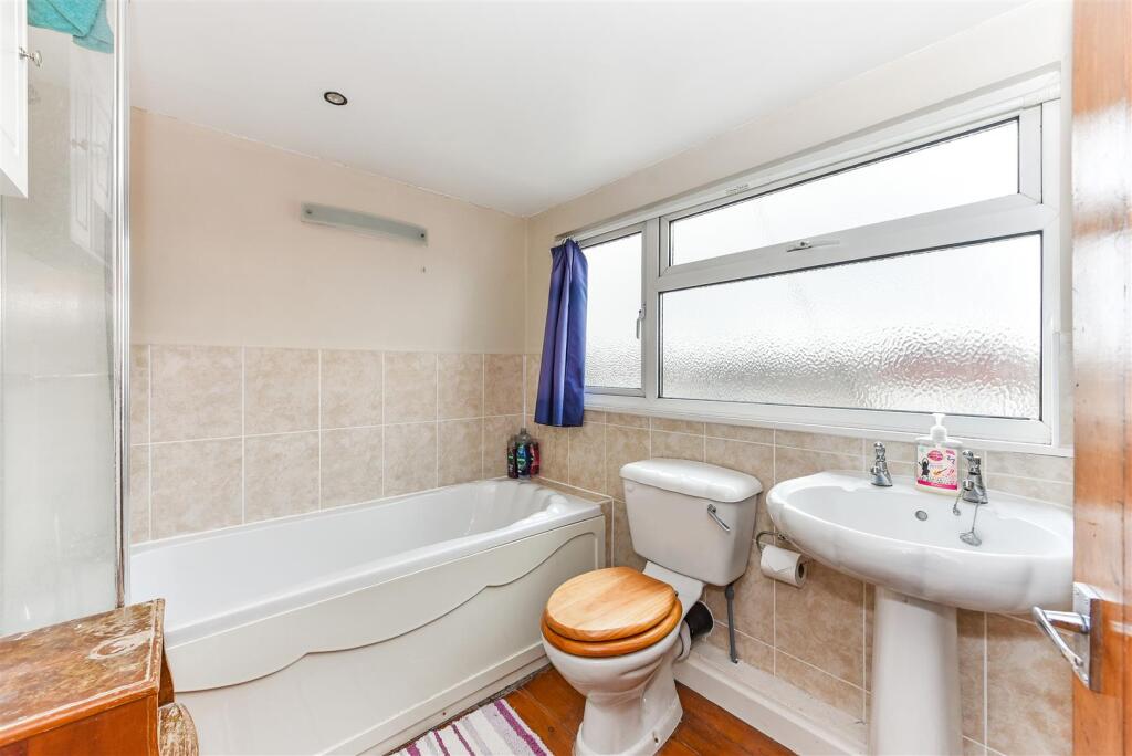En suite.jpg