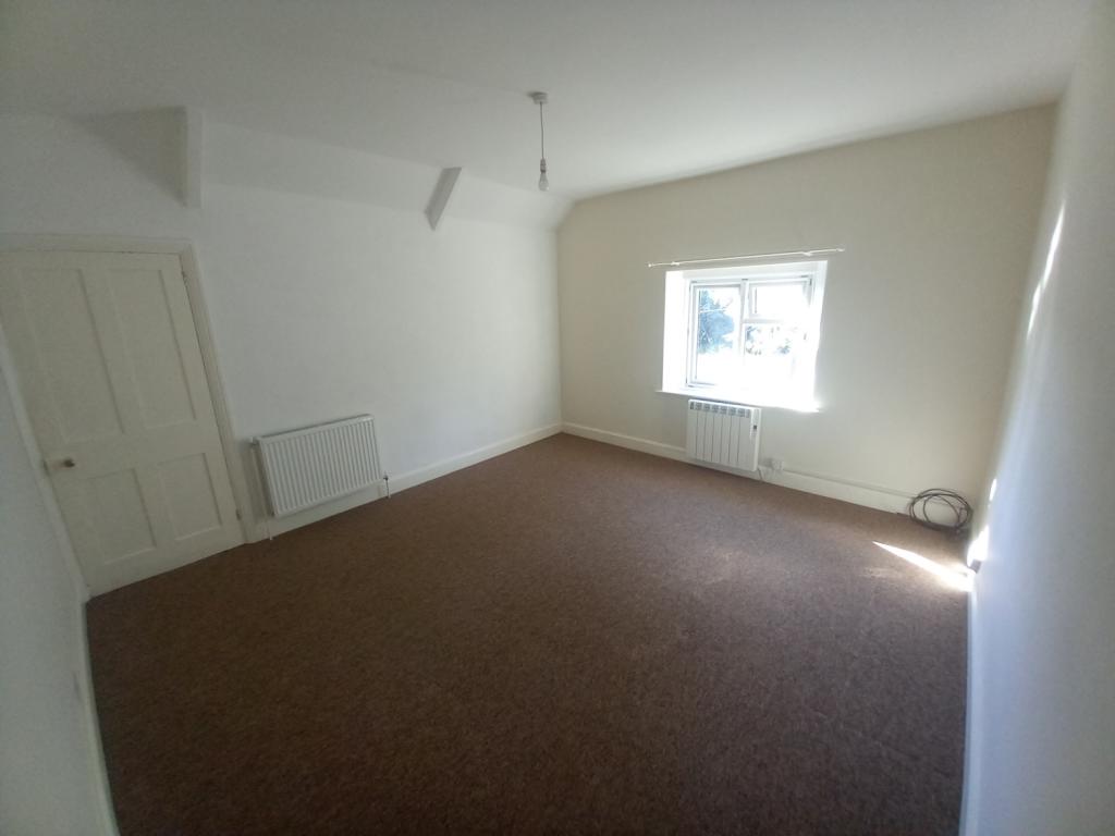 Master Bedroom (1)