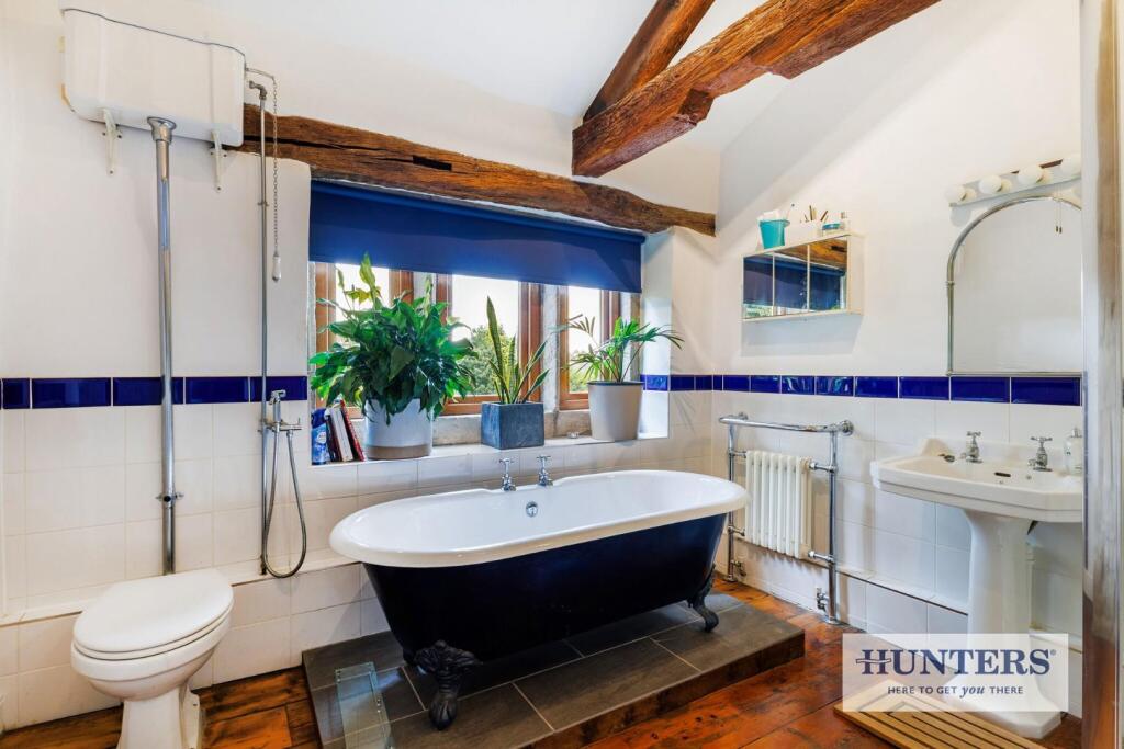 96162_12-Micklefield-Lane-Rawdon (27) - Copy_low.j