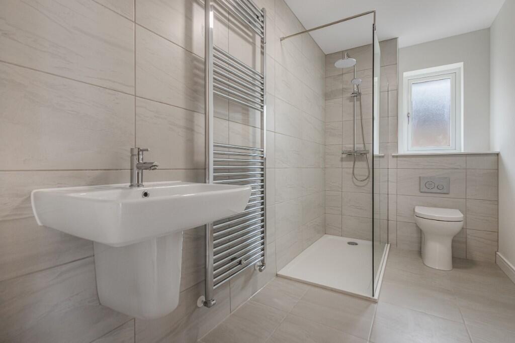 Main Shower Room