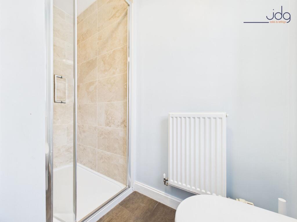 Master Bedroom Ensuite / Shower Room