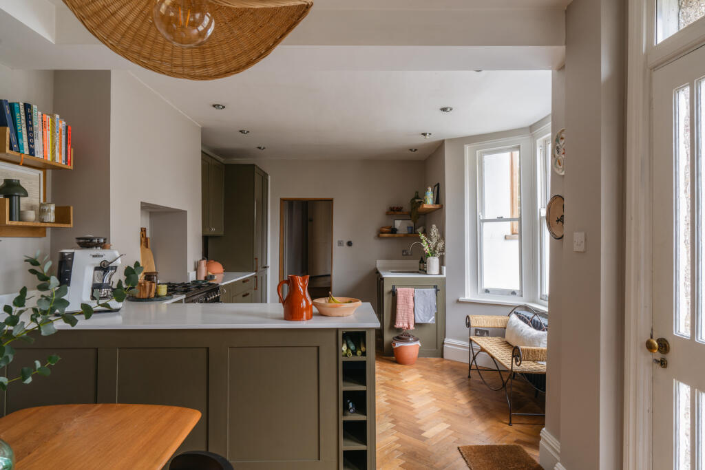 253811 - 44WivertonRoad_HighRes-03.jpg