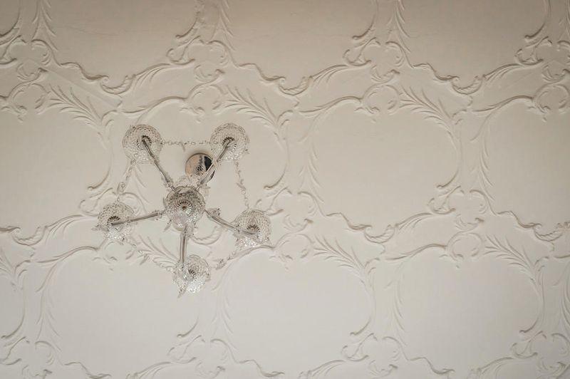 Apt 1 Ornate C...