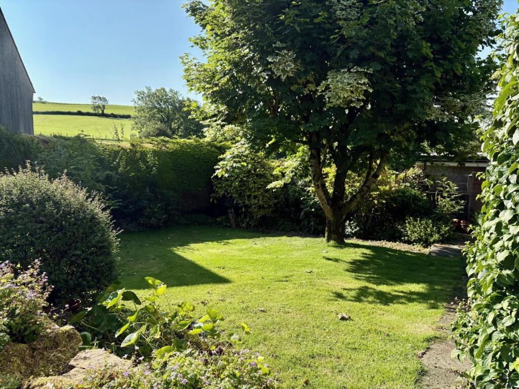 PEqR-XrZYEetj21ktg3-sA T202507281147.jpg