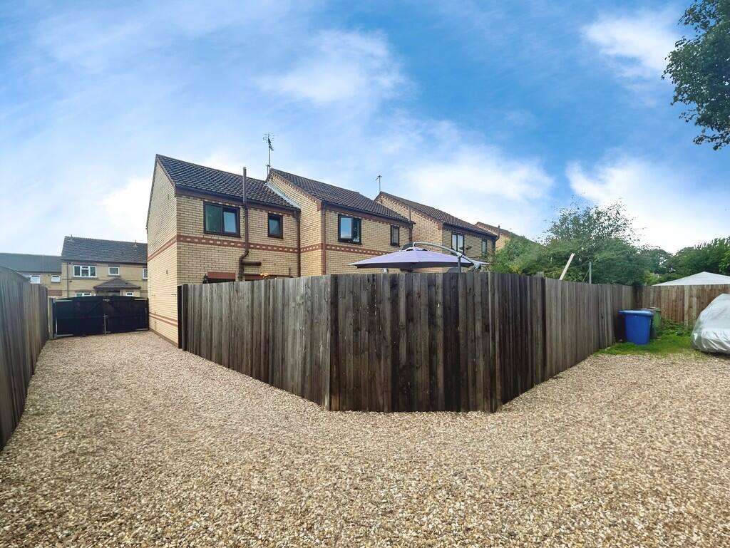 482002a8-WhatsApp...