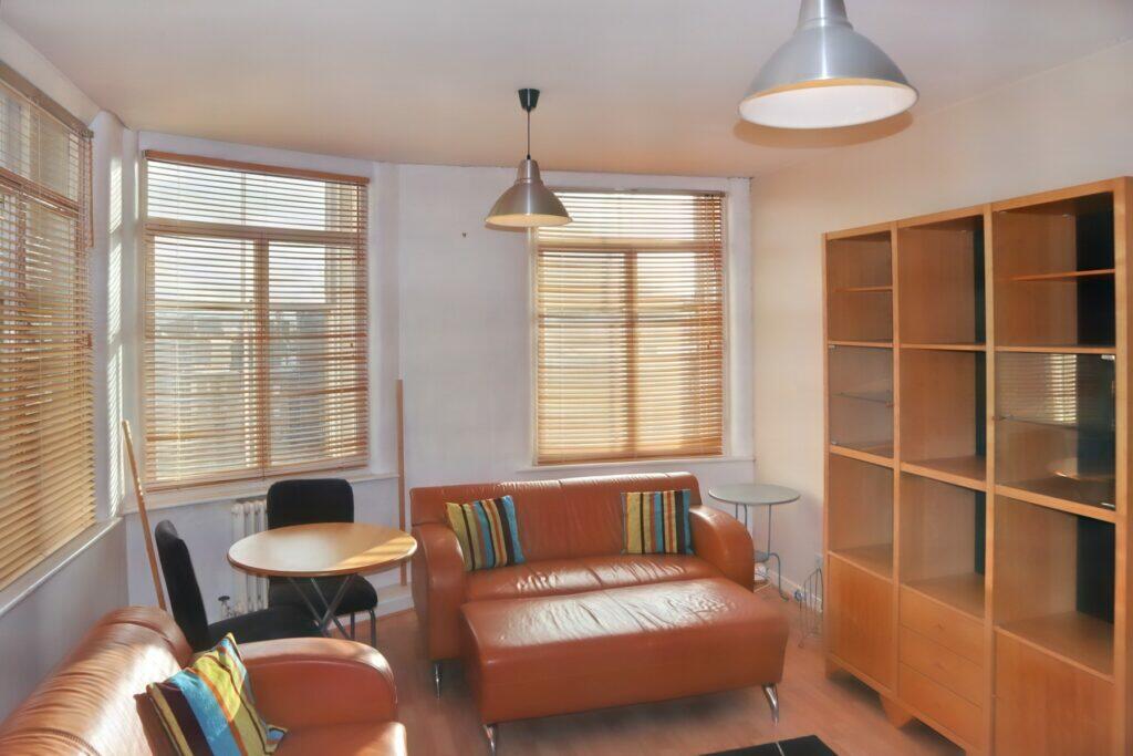 Flat 14 Netherwood - Living Room