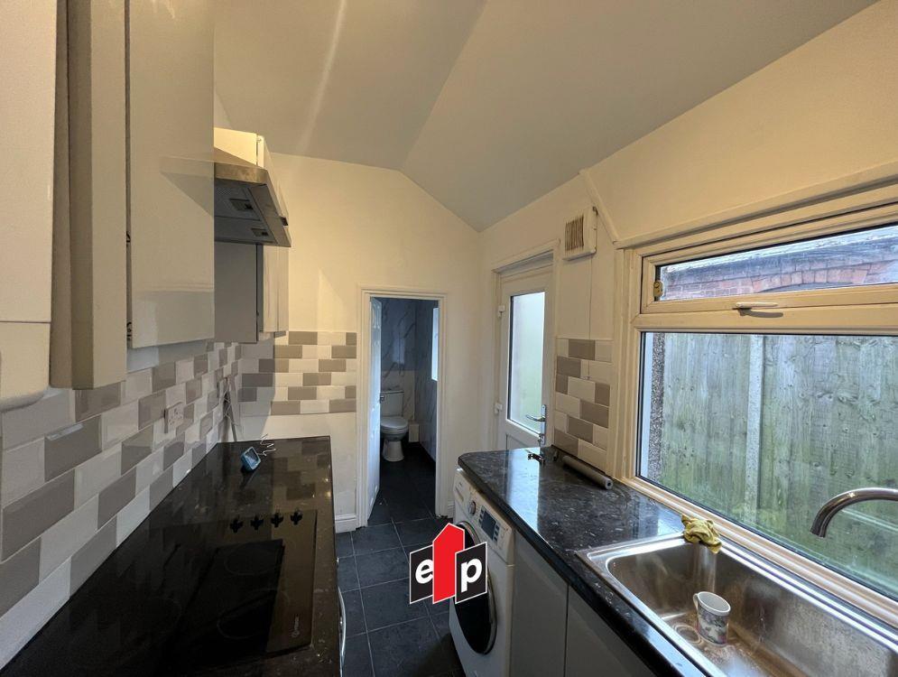Mowbray Street, Stoke - Kitchen