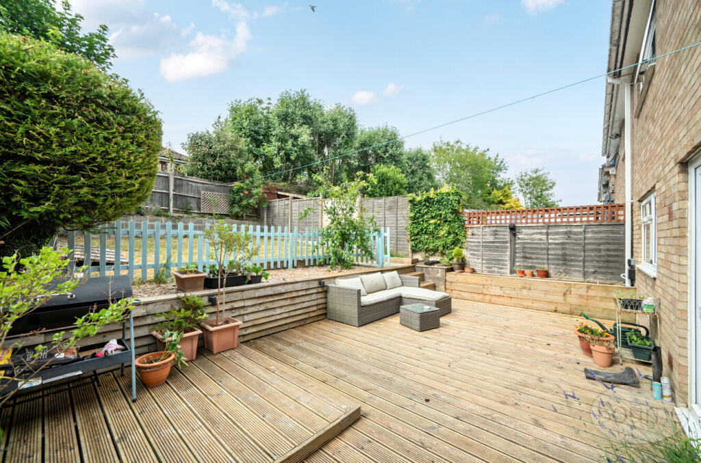 6be57f8d-5a51-438...