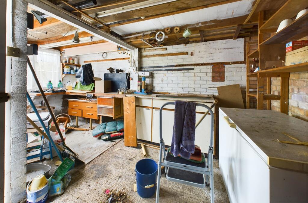 CAM02545G0-PR0308-STILL025