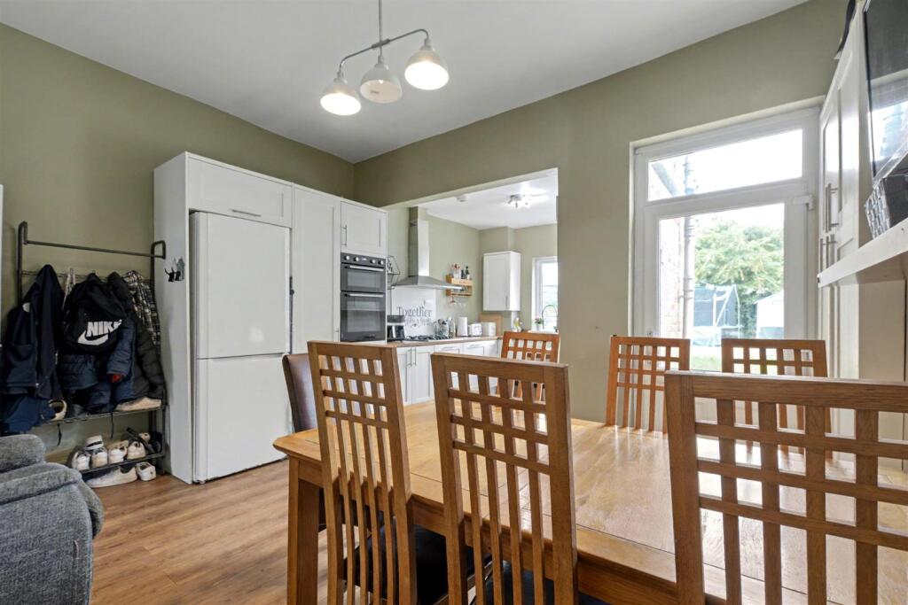 Kitchen Diner_2.jpeg