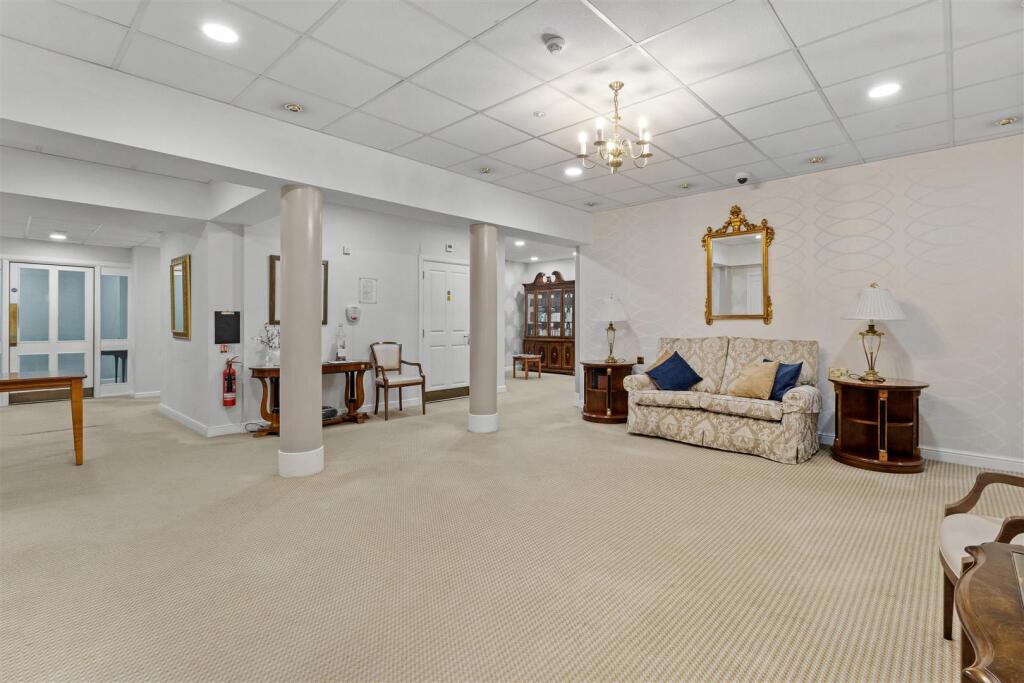 communal entrance.jpg