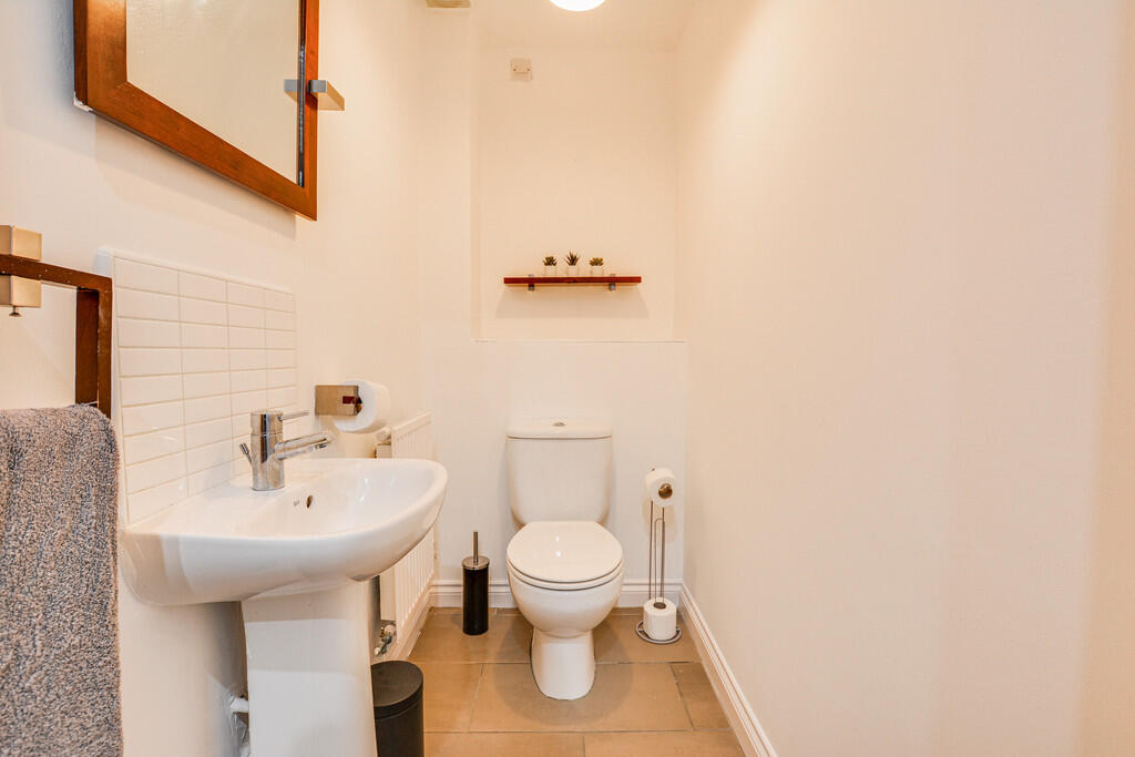GROUND FLOOR WC