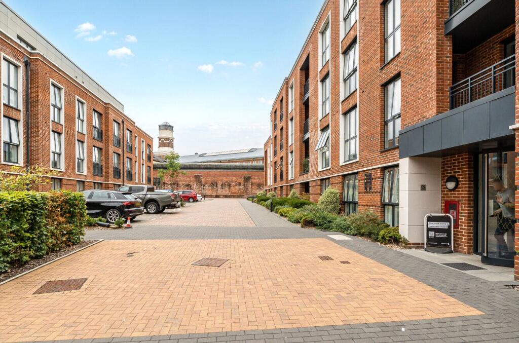 1329121-5-688244b...