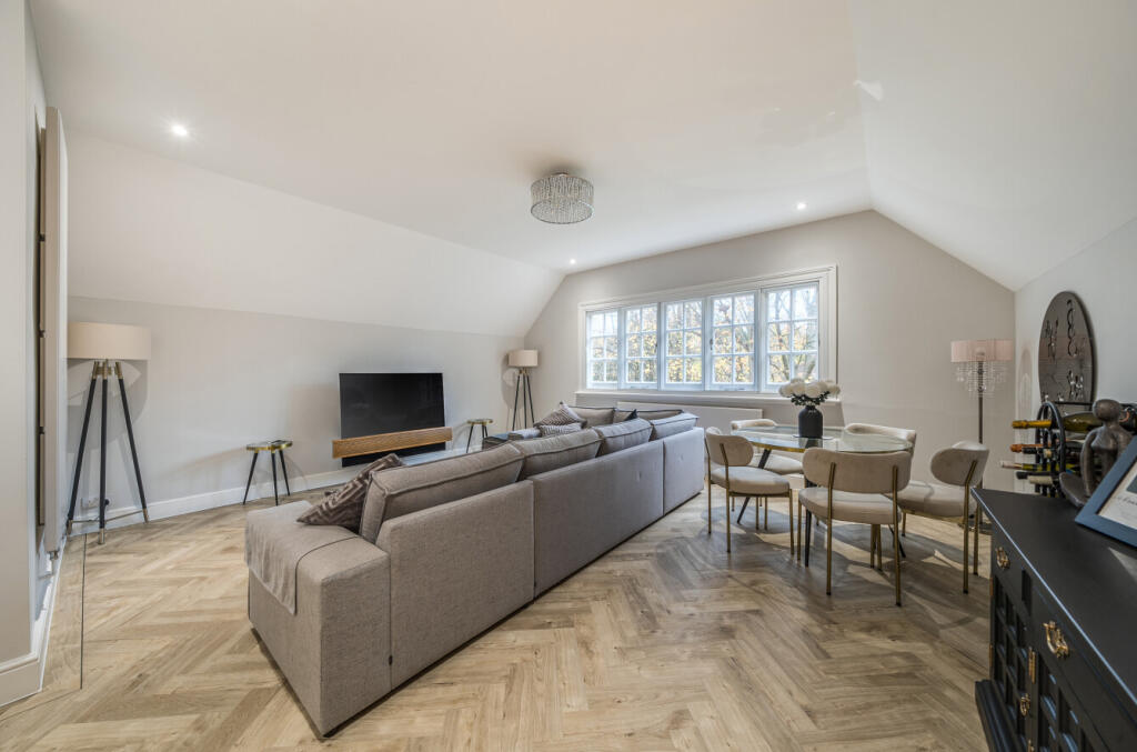 1374996-12-690dd0...