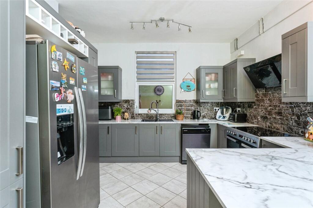 Breakfast Kitchen