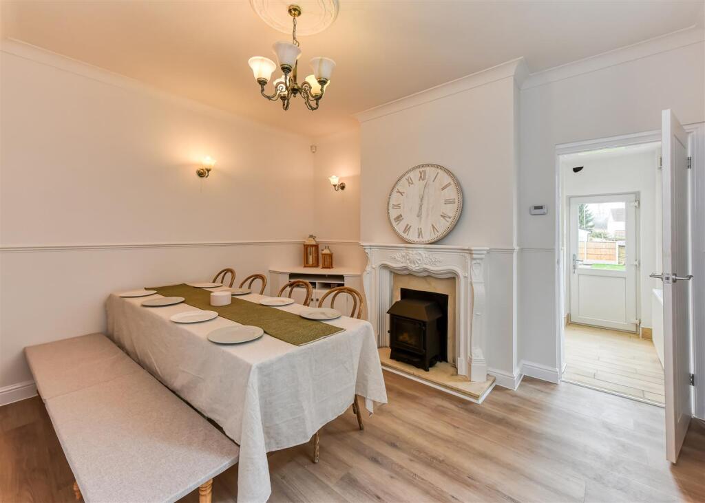 100 Jeffcock Road-Dining Room (2).jpg