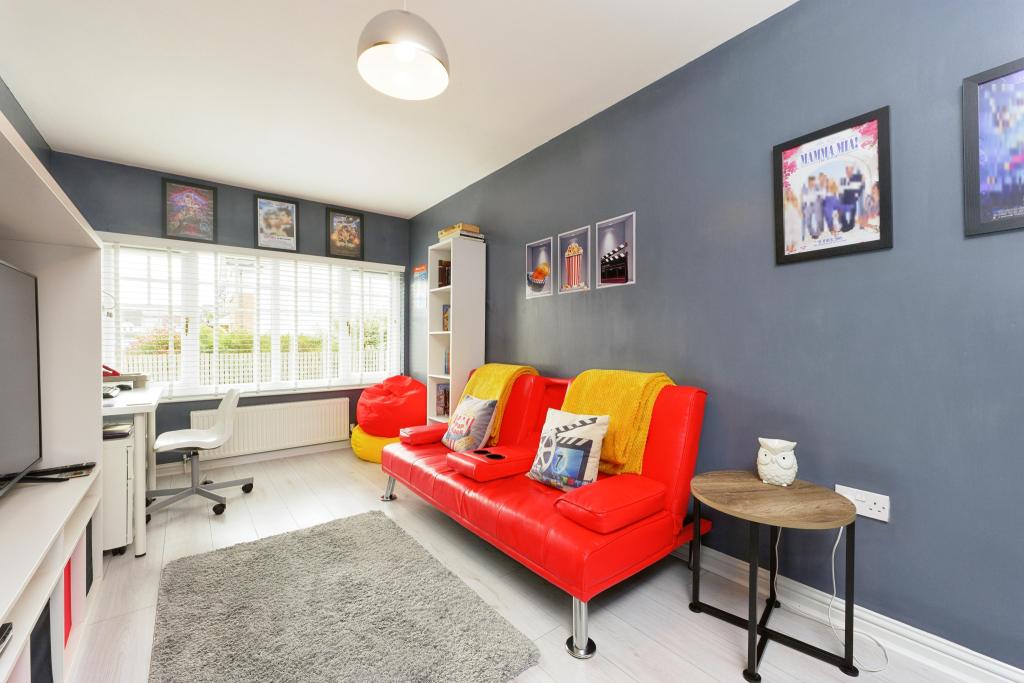 Family / Cinema Room