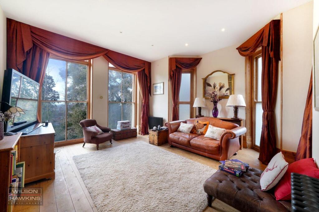 Holm Oak, Mount Park Avenue - bP98c7BeEA7keicYPG1j