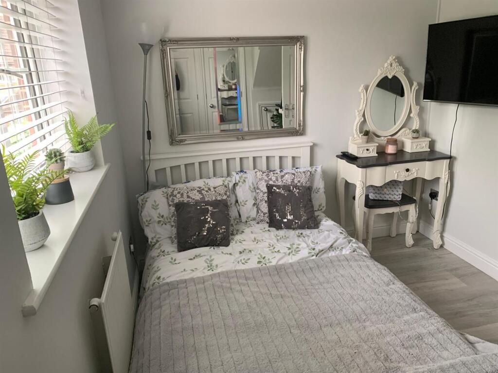 WhatsApp Image 2025-07-25 at 09.34.44 (9).jpeg