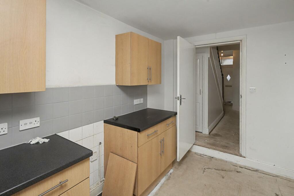 134 Colegrave Road, London E15 1EA