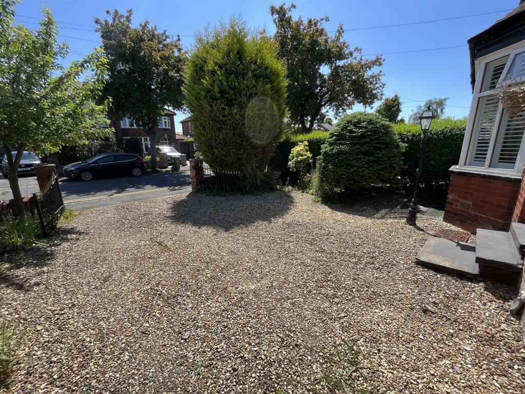 Driveway.jpg