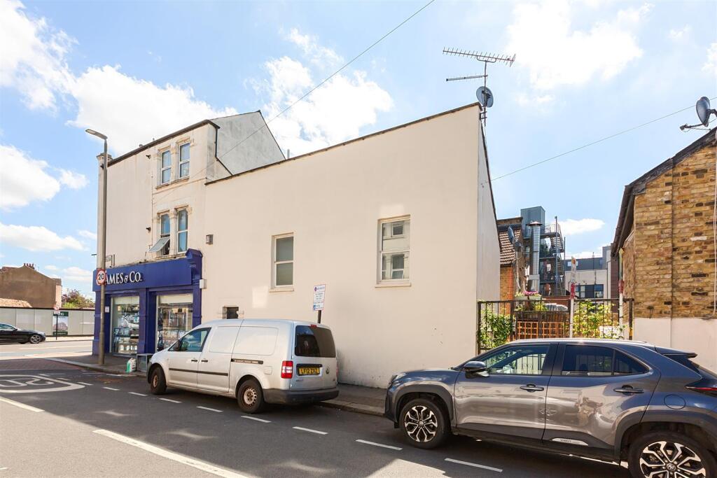 The Maisonette, 110 Tooting High Street, London SW