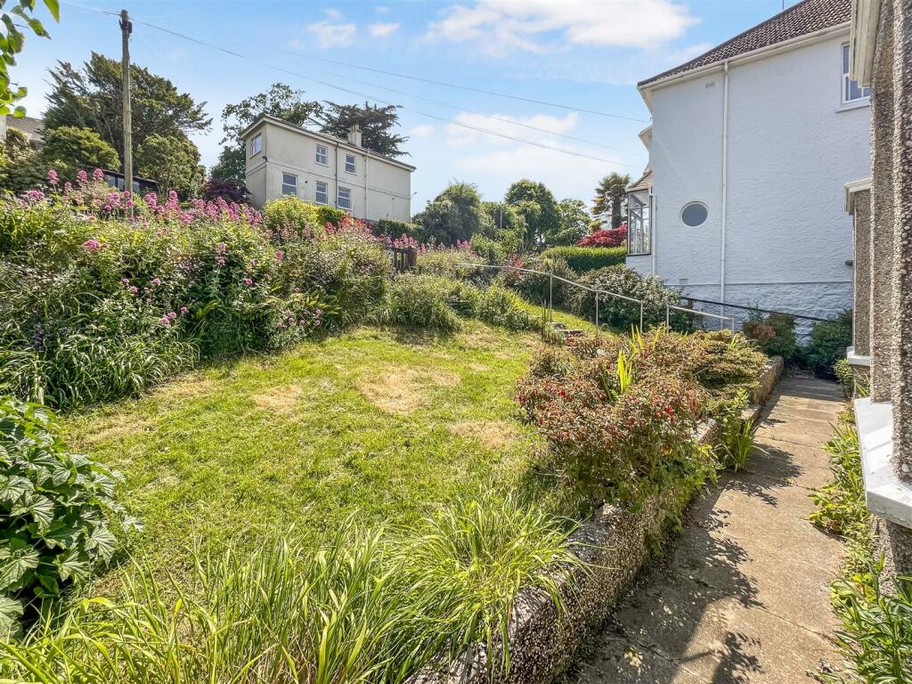 Front Garden.jpg
