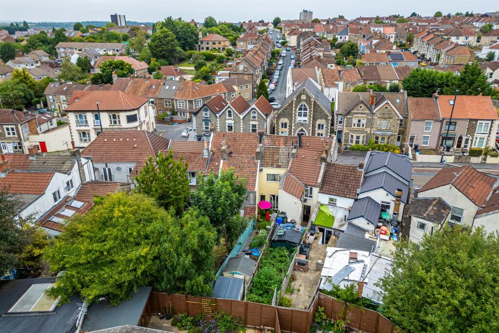 12 Bell Hill Road, St George, Bristol BS5 7LJ | Fr