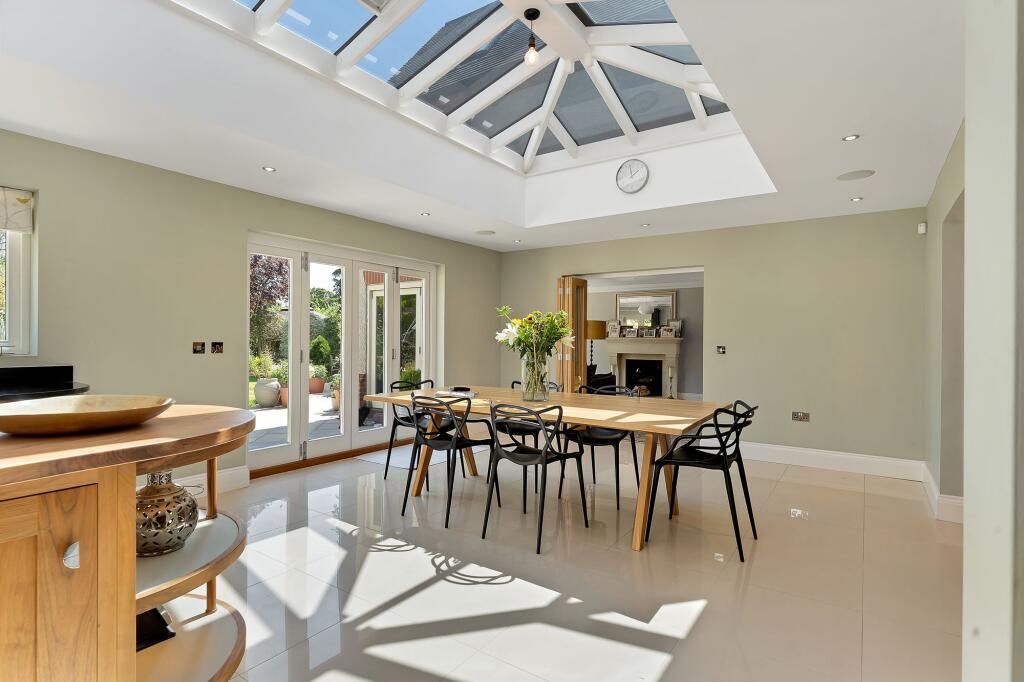 Kitchen Diner