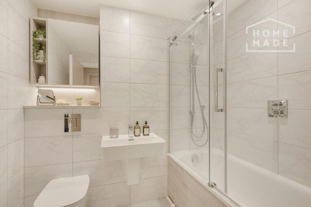 b195b8e913b3a878f2371dc49568