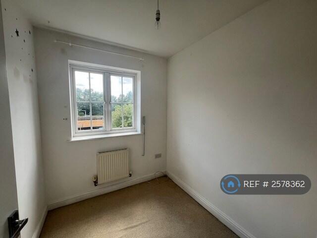 Single Bedroom