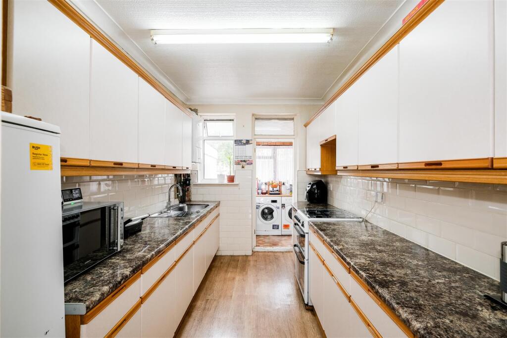 74 Tower Hamlets Road-7.jpg