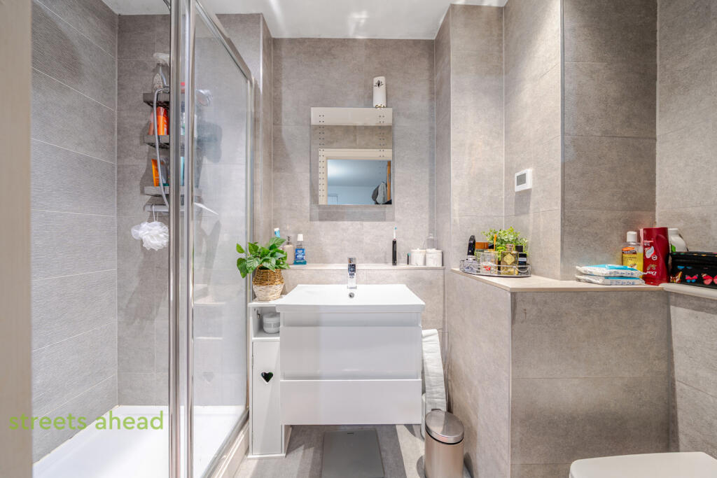 fbcec27b-3952-4dc...