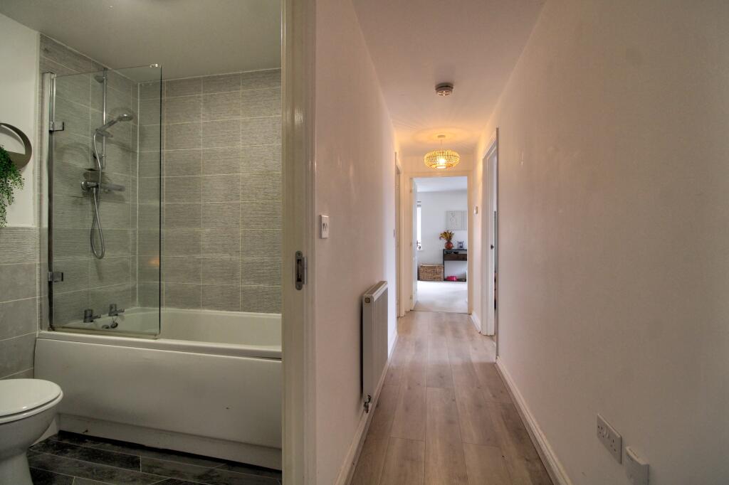 IMG_9981_2_3_Interior 4