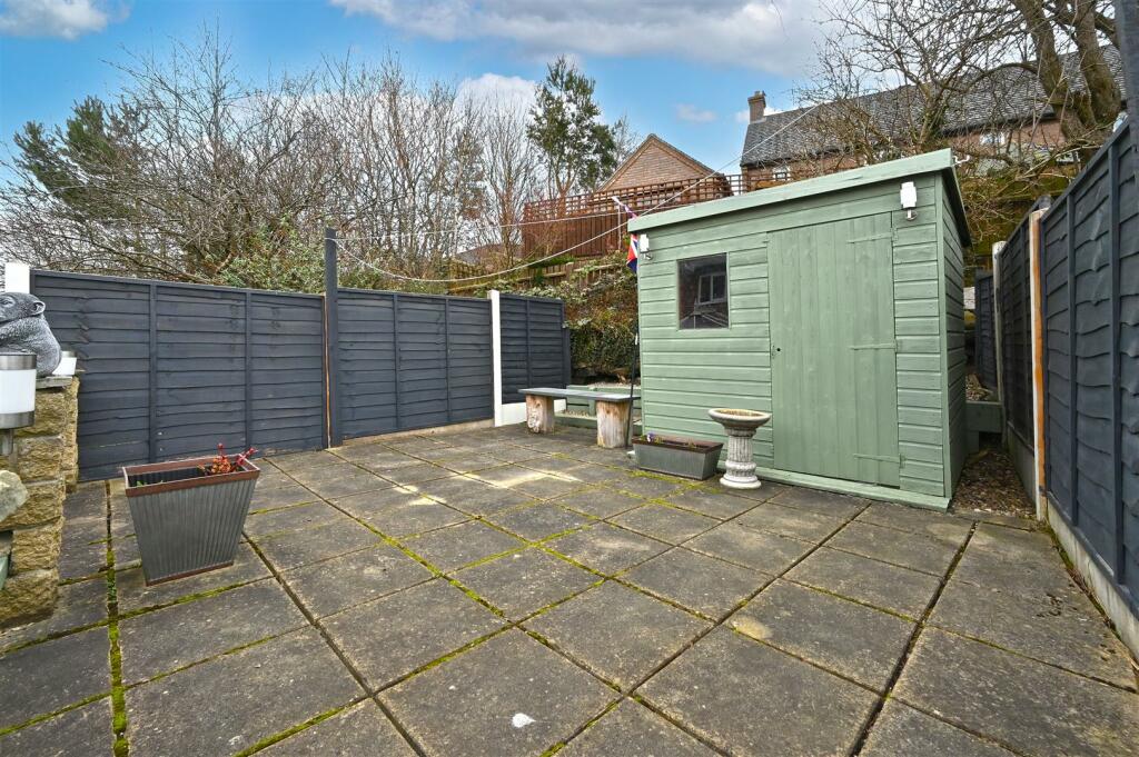 Rear Garden - shed.jpg