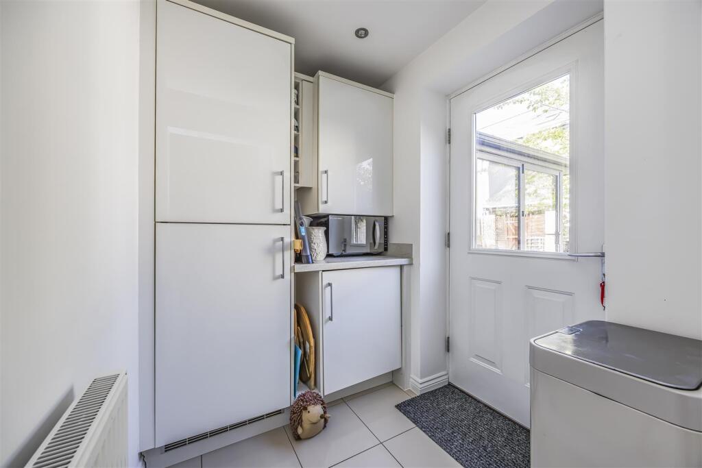 24 Angus Way, Waterlooville-PorticoMarketing-SoldB