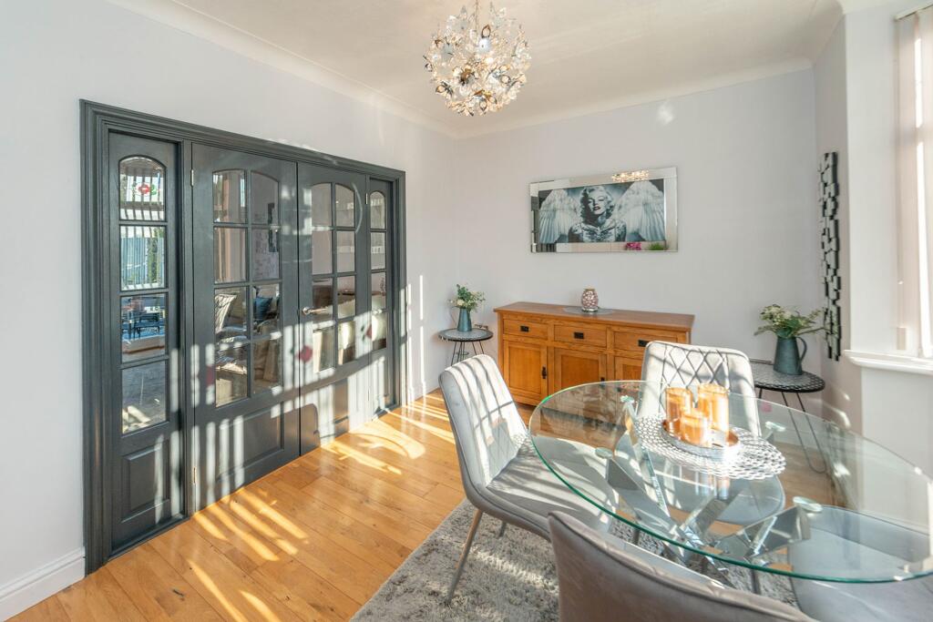 KITCHEN, LIVING ROOM AND DINING ROOM
