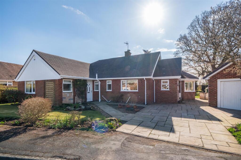 15 Pentre Close-044.jpg