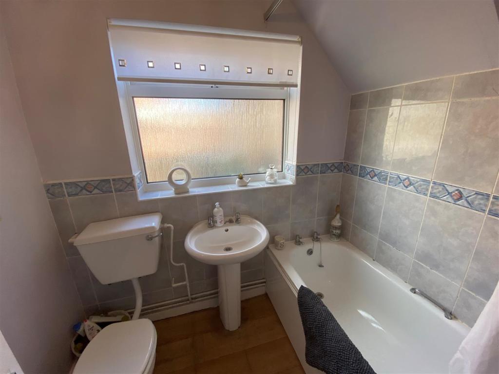Ground Floor Bathroom