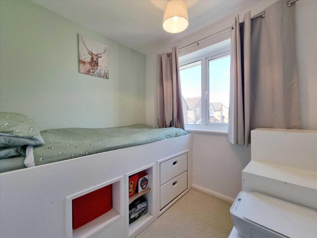 Bedroom 3: