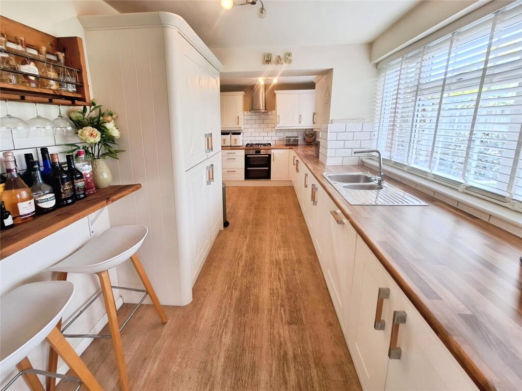 Kirtchen/Dining Room