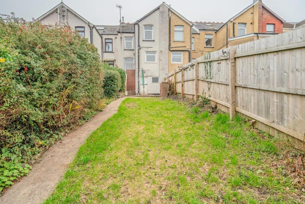 46 Fowler Street-18.jpg