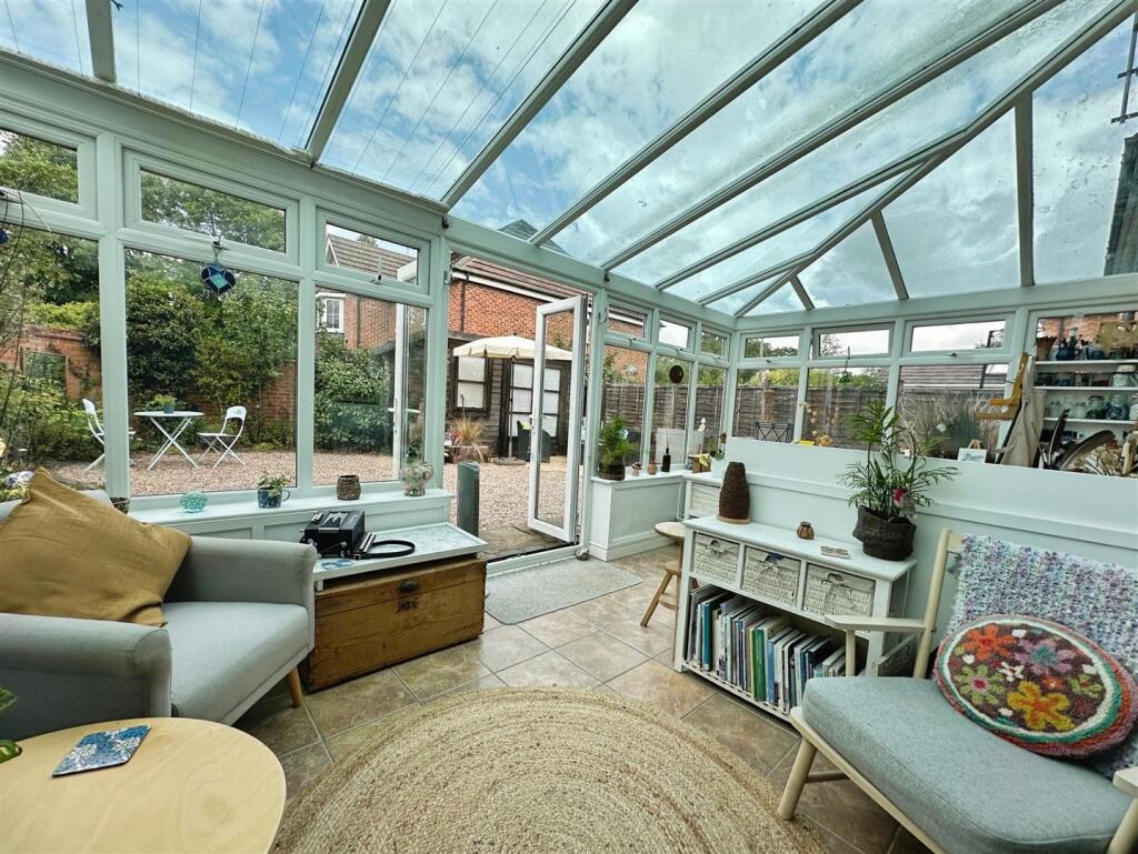 430f472e--4339-95BE-F5B00984F461-46764-00000FEB74D