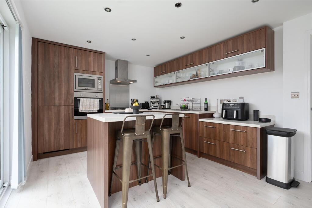2MiddlebankCrescent011.JPG
