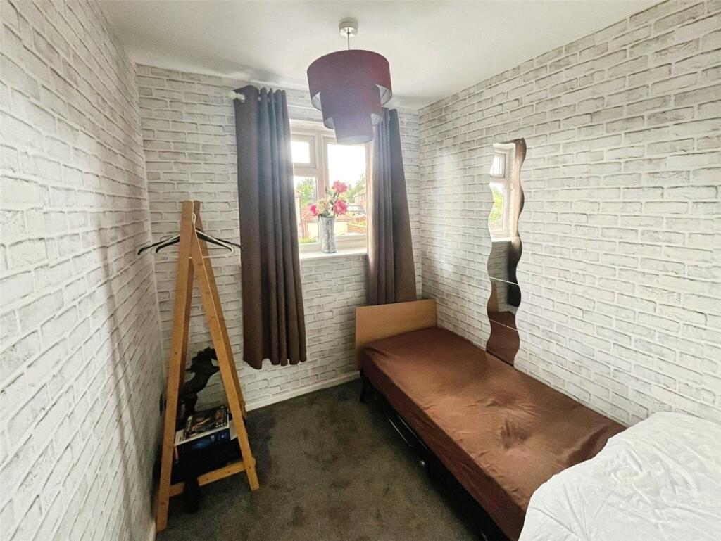 Bedroom  No. 13